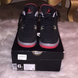 Air Jordan 4 Retro GS 6